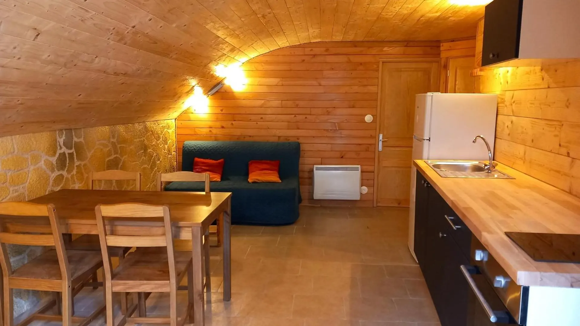 Domaine Du Balbuzard Hotel Condat-en-Combraille Campsite