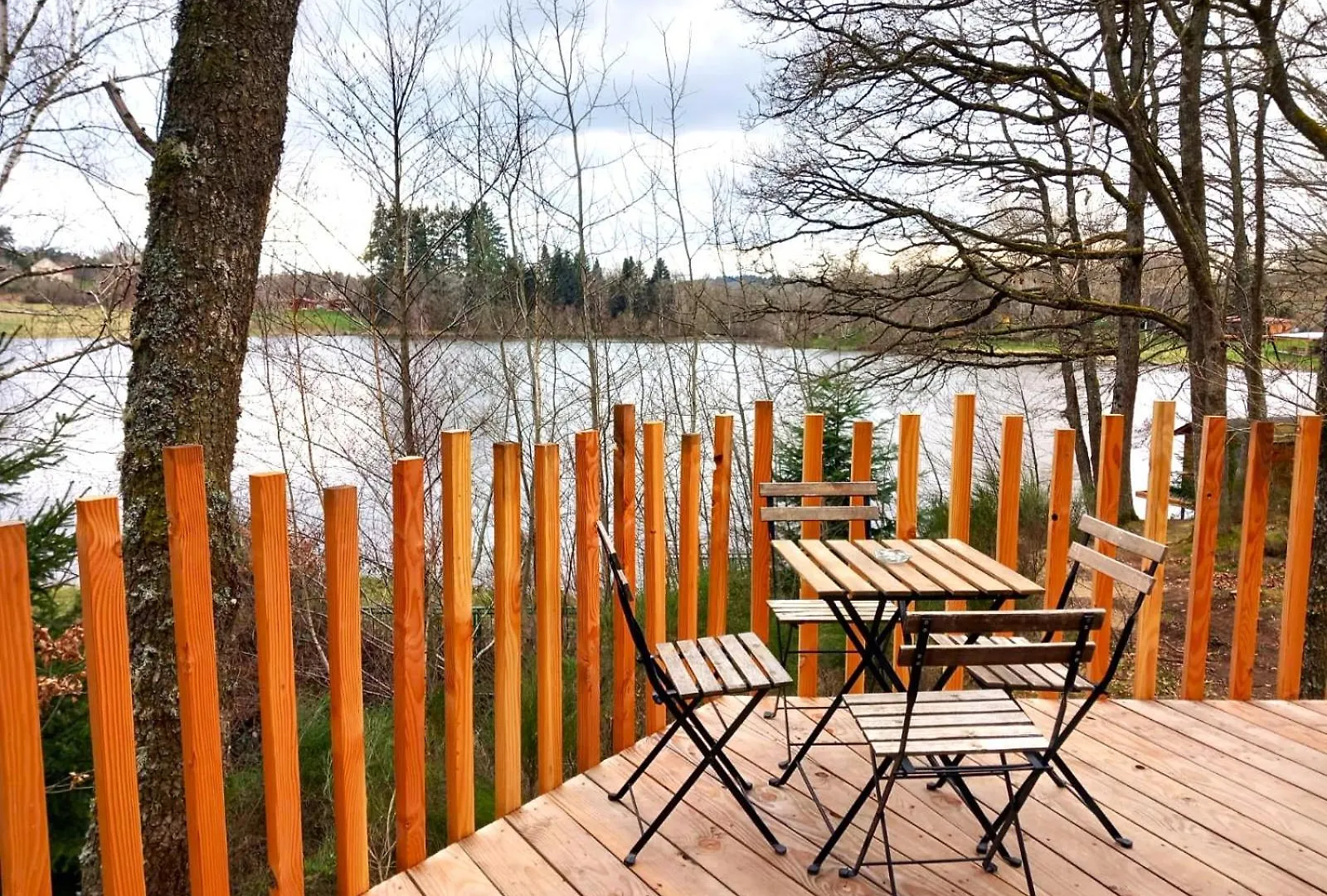 Domaine Du Balbuzard Hotel Condat-en-Combraille Campsite